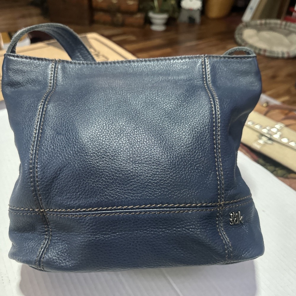 The SAK Hobo Shoulder Bag Pebbled 100% Leather Exterior Pockets Zipper BLUE